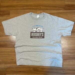 Hershey's Chocolate World Cows 2X Grey Graphic T Shirt